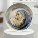 40 cm El Yapımı Ebruli Desenli Dekoratif Seramik Tabak – Busanat Özel Tasarım