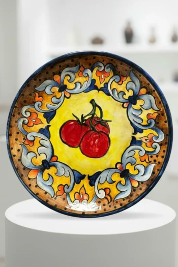 El Yapımı Özel Tasarım Seramik Tabak - Domates Desenli Sanatsal Tabaktır