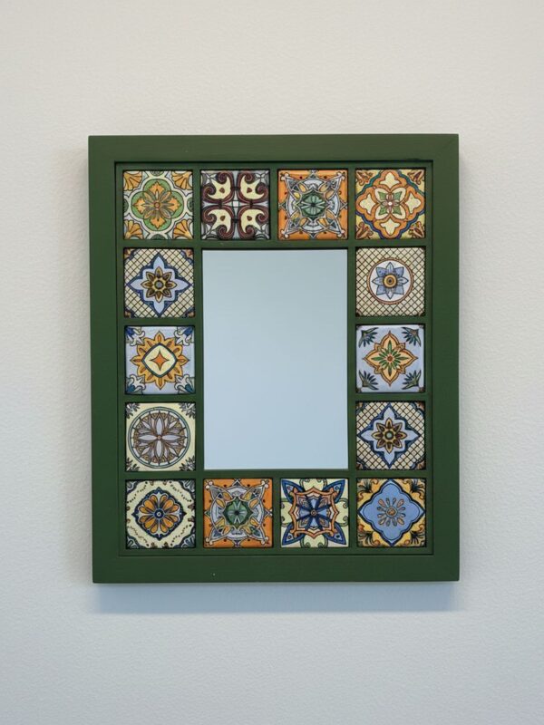 Modern Ahşap Çerçeveli El Yapımı Karo Desenli Dekoratif Duvar Aynası